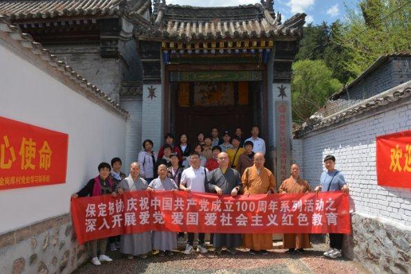 创新项目“一种锡纸盐饼灸”亮相引关注